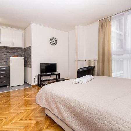 Apartman Pionir Belgrade Exterior photo